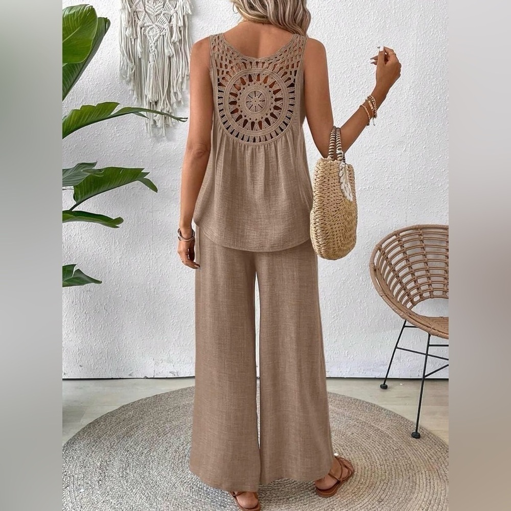 Women’s 2 Piece Resort/Vacation Outfit - Picture 3 of 7